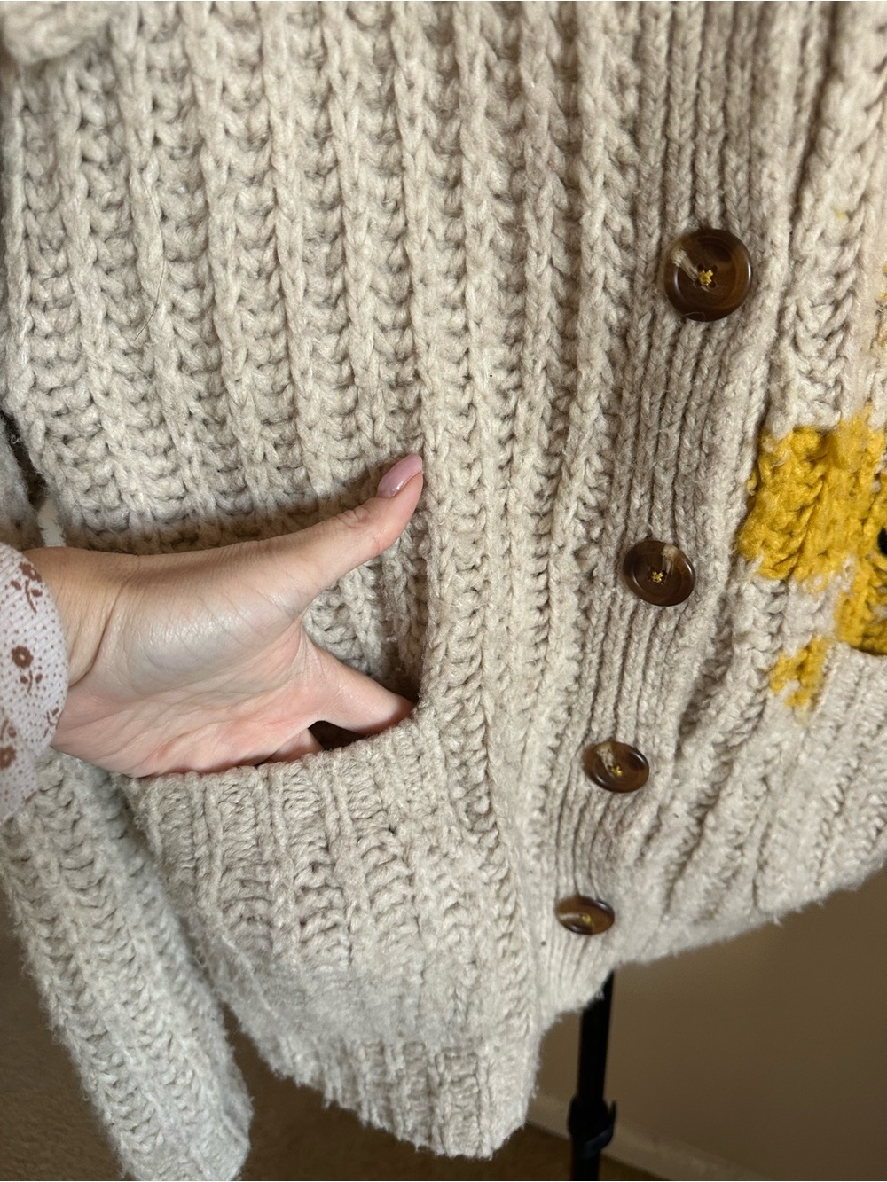 Anthropologie Cream Knit Cardigan with Yellow Star Motif - Picture 8 of 12